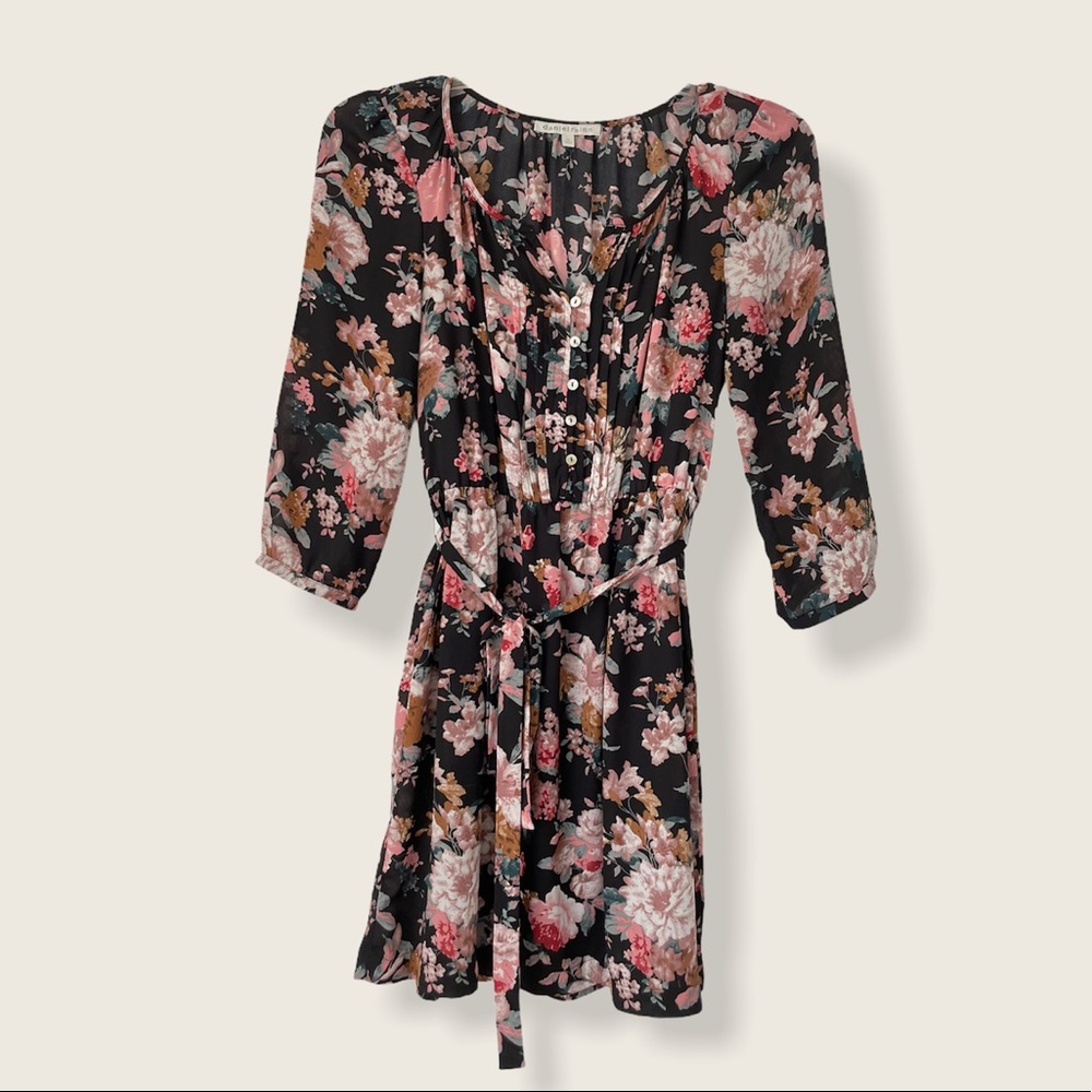 Daniel Rainn Floral Dress with Pockets - Picture 3 of 12